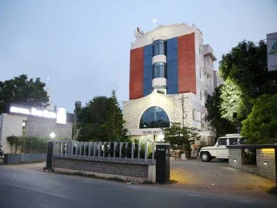 Hotel Seagate, a well-known hotel near Velankanni Church